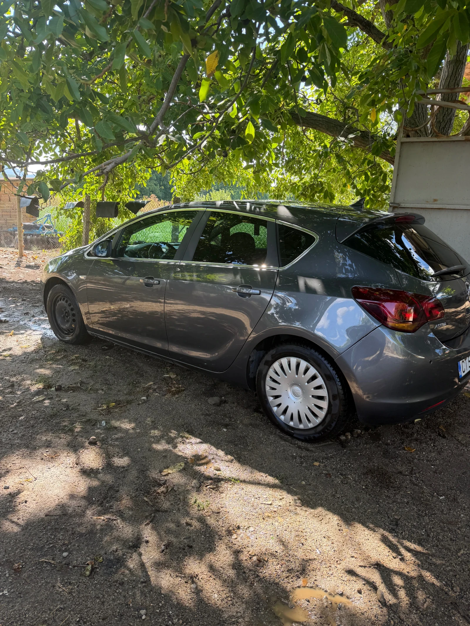 Opel Astra, снимка 2 - Автомобили и джипове - 56057627
