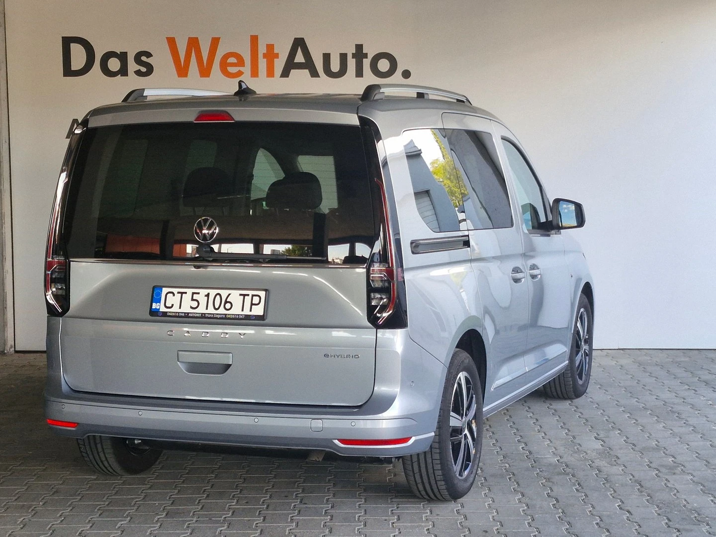 VW Caddy, снимка 2 - Автомобили и джипове - 56422481