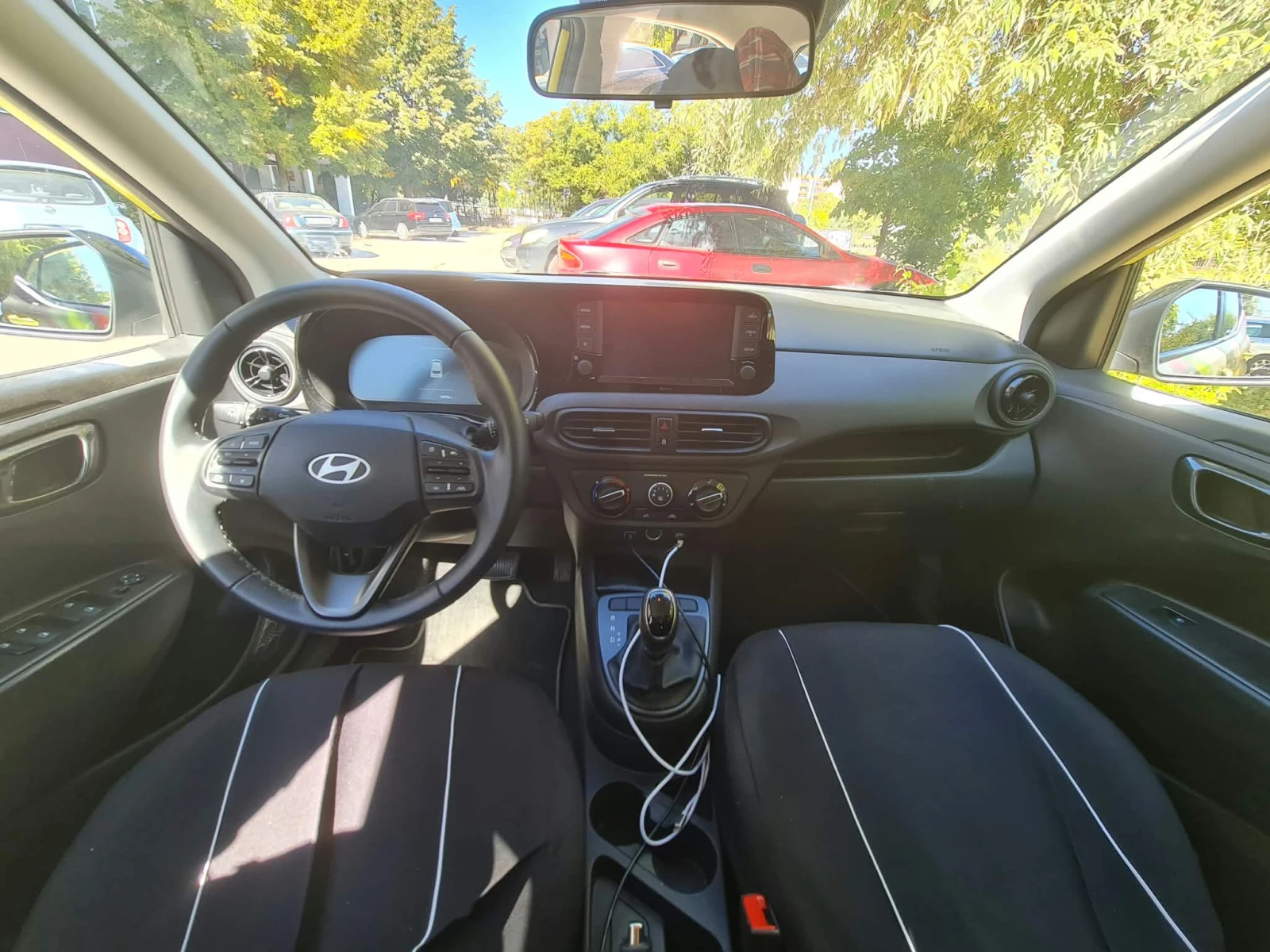 Hyundai I10  1.2 79PS 5AMT, снимка 7 - Автомобили и джипове - 56345925