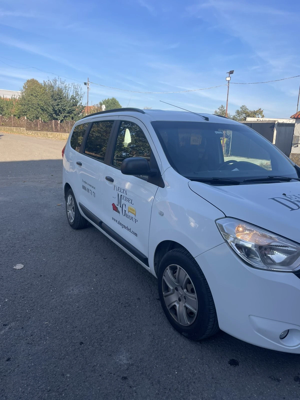 Dacia Lodgy 6+ 1 ГАЗ-БЕНЗИН, снимка 4 - Автомобили и джипове - 56612906