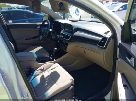 Hyundai Tucson 2.0L I-4 DI, DOHC, VVT, 161HP Front Wheel Drive - 23700 лв. / 12117.62 € - 99300269 9