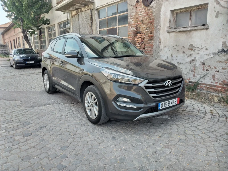 Hyundai Tucson 1.7CRDI EURO 6B топ, снимка 2 - Автомобили и джипове - 51605354