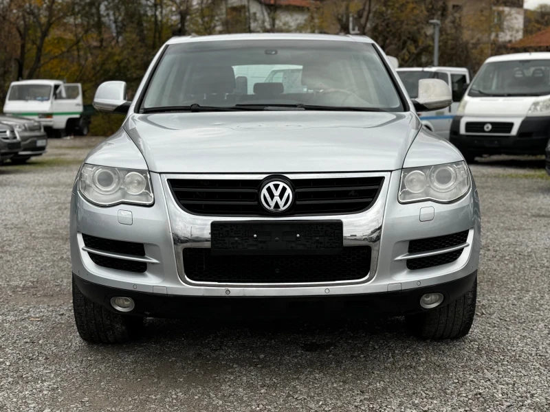 VW Touareg, снимка 3 - Автомобили и джипове - 52322928