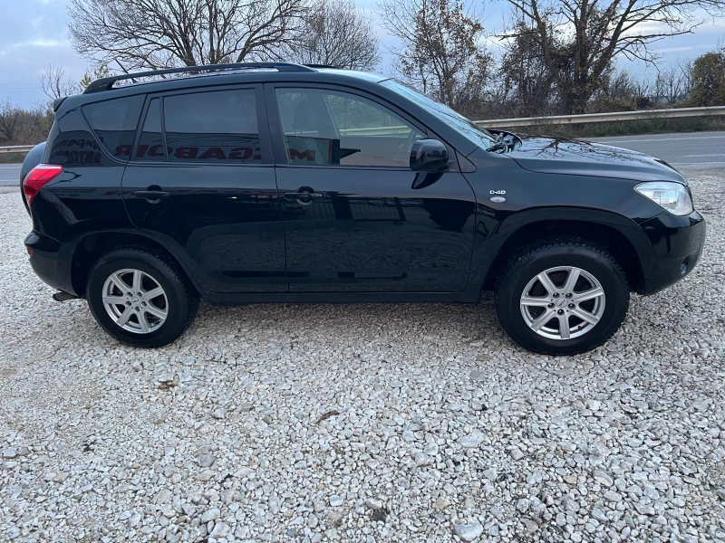 Toyota Rav4 2.2 D4D/136p.s-4x4, снимка 8 - Автомобили и джипове - 52516784