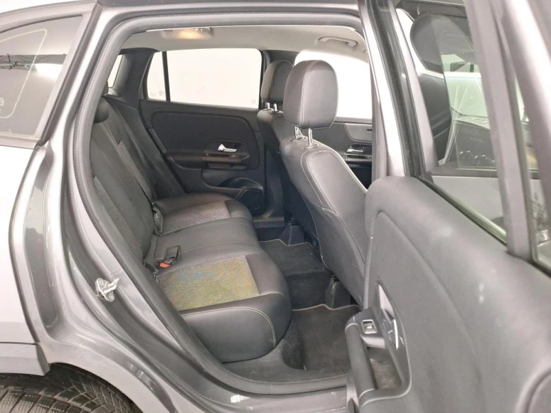 Mercedes-Benz GLA 180 d Business Solution, снимка 6 - Автомобили и джипове - 52771781