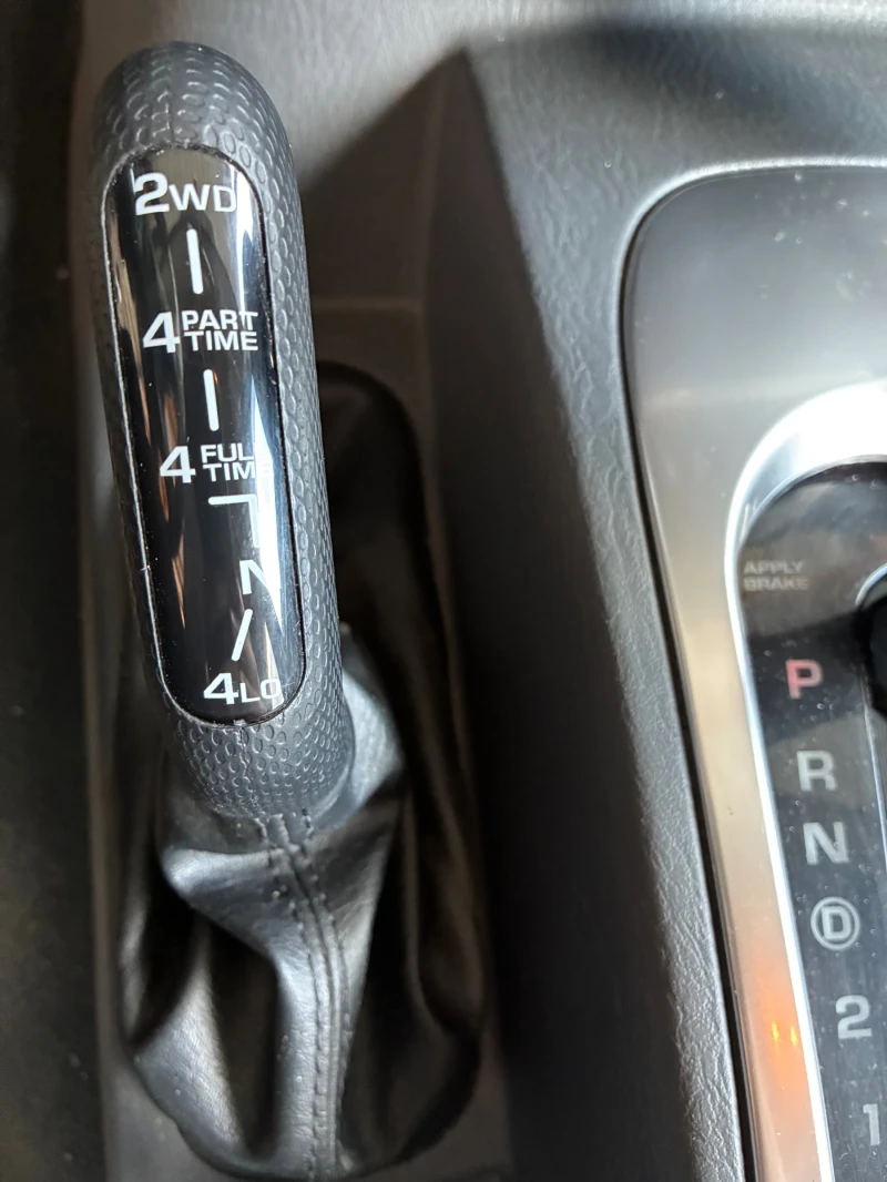 Jeep Cherokee Selec-Trac.Full-Time 4WD.Limited, снимка 14 - Автомобили и джипове - 53119563