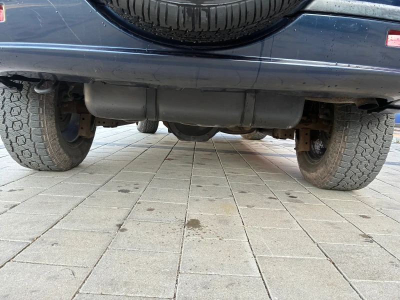 Jeep Cherokee, снимка 14 - Автомобили и джипове - 53036781