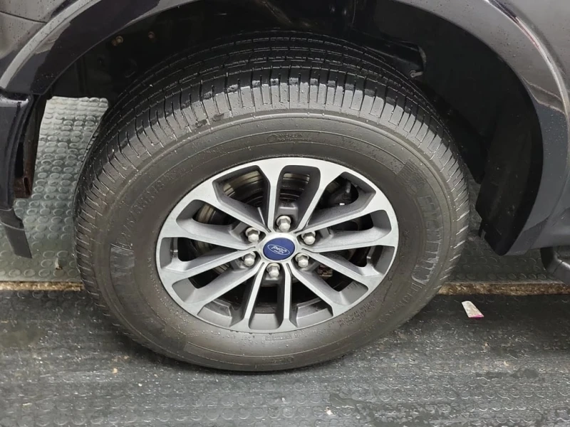 Ford F150 * XLT * CARFAX * БЕЗ ПЪРВОНАЧАЛНА ВНОСКА, снимка 17 - Автомобили и джипове - 53098322