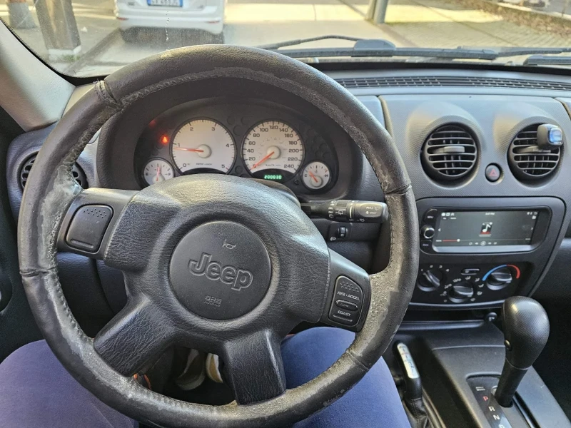 Jeep Cherokee 2.8, снимка 5 - Автомобили и джипове - 53340253