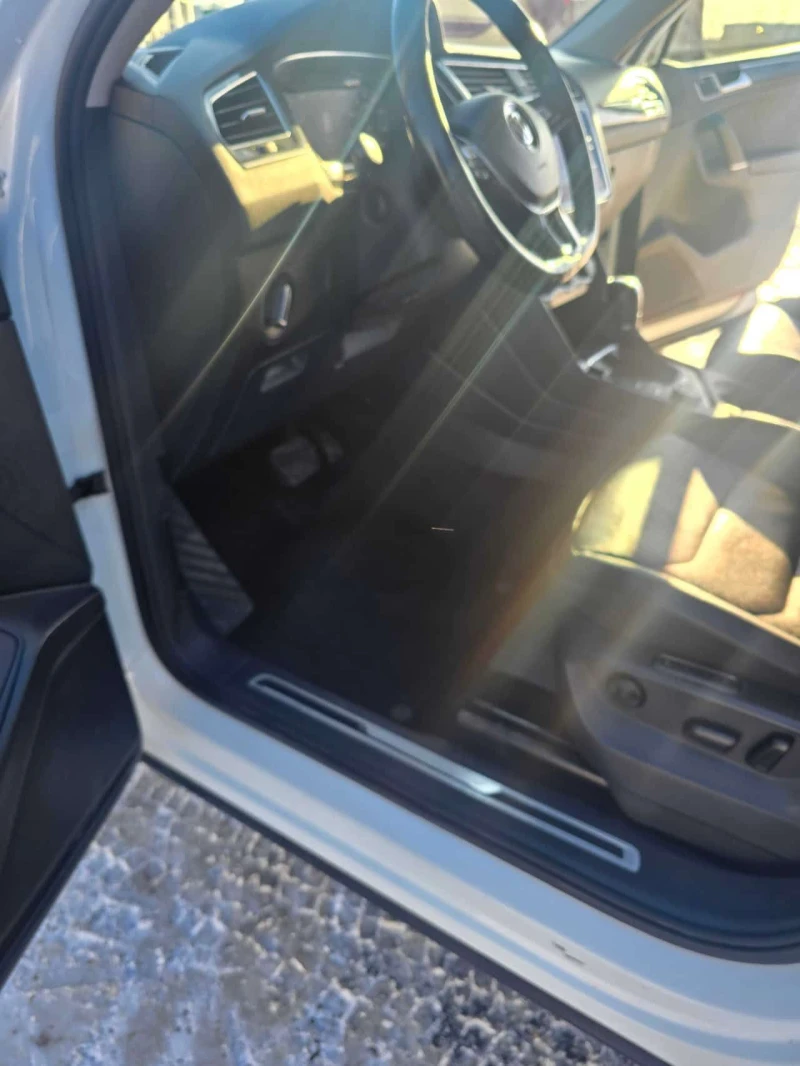 VW Tiguan * Highline * CARFAX * ЦЕНА ДО БГ, снимка 7 - Автомобили и джипове - 53527858