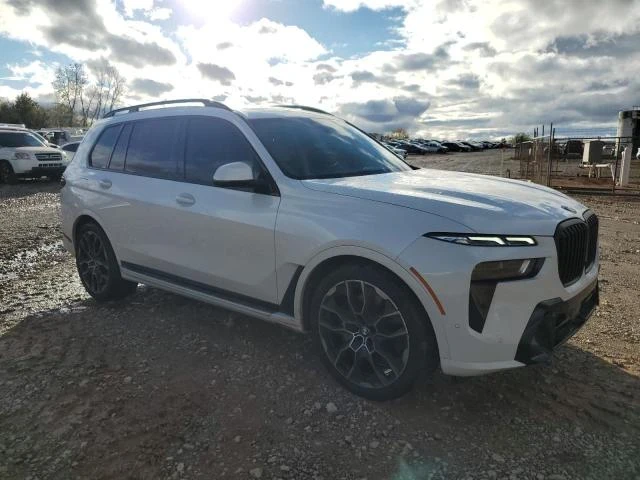 BMW X7, снимка 3 - Автомобили и джипове - 48784307