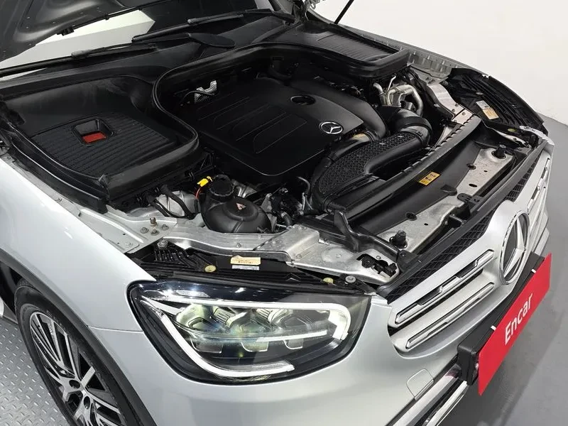 Mercedes-Benz GLC 4MATIC, снимка 6 - Автомобили и джипове - 56016882