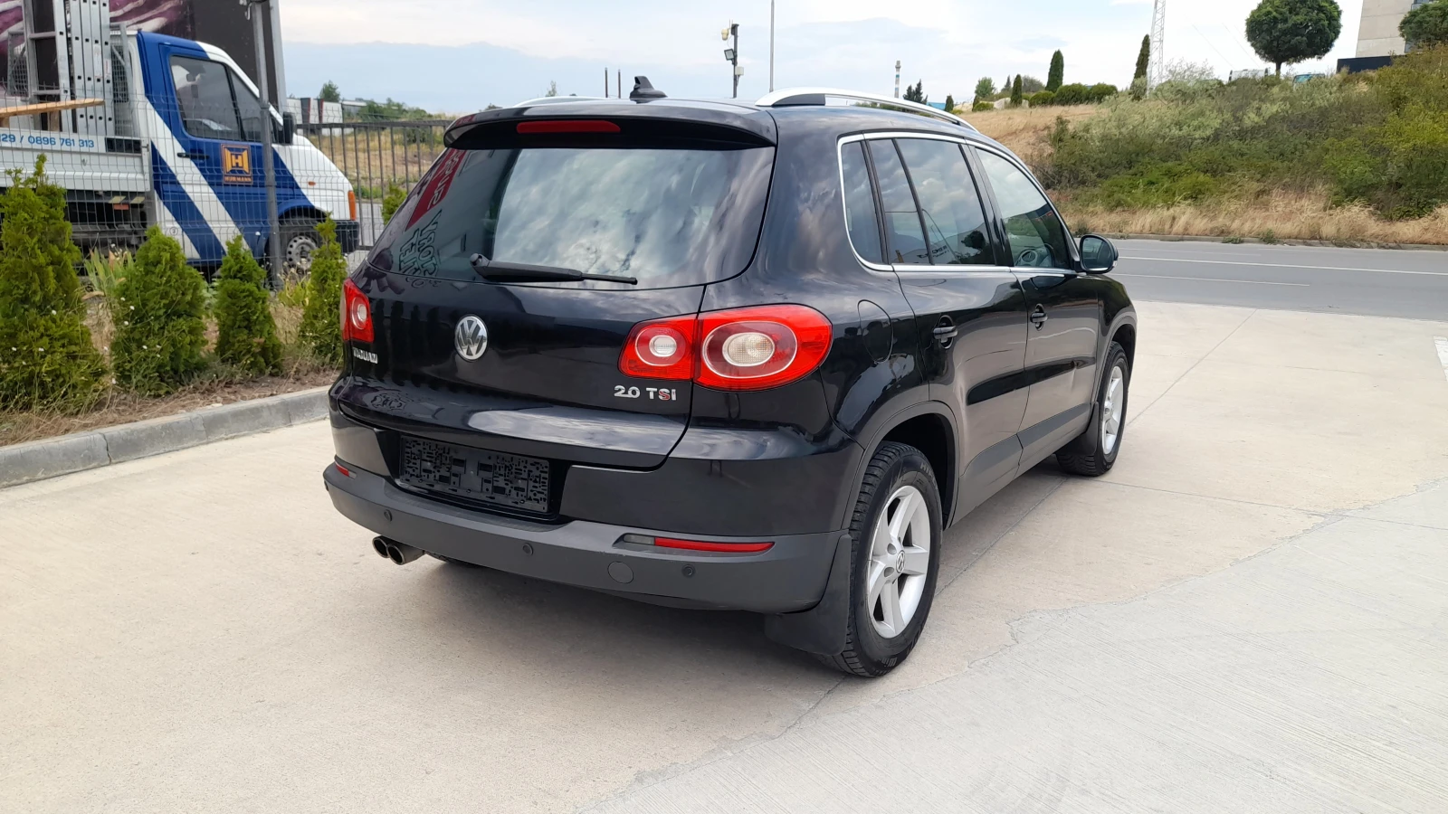 VW Tiguan 2.0i - SWISS 4x4  - изображение 4