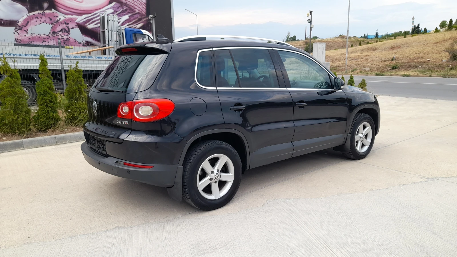 VW Tiguan 2.0i - SWISS 4x4  - изображение 3