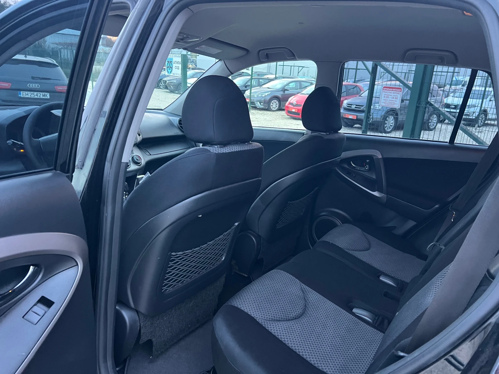 Toyota Rav4 2.2 D4D/136p.s-4x4 - изображение 10