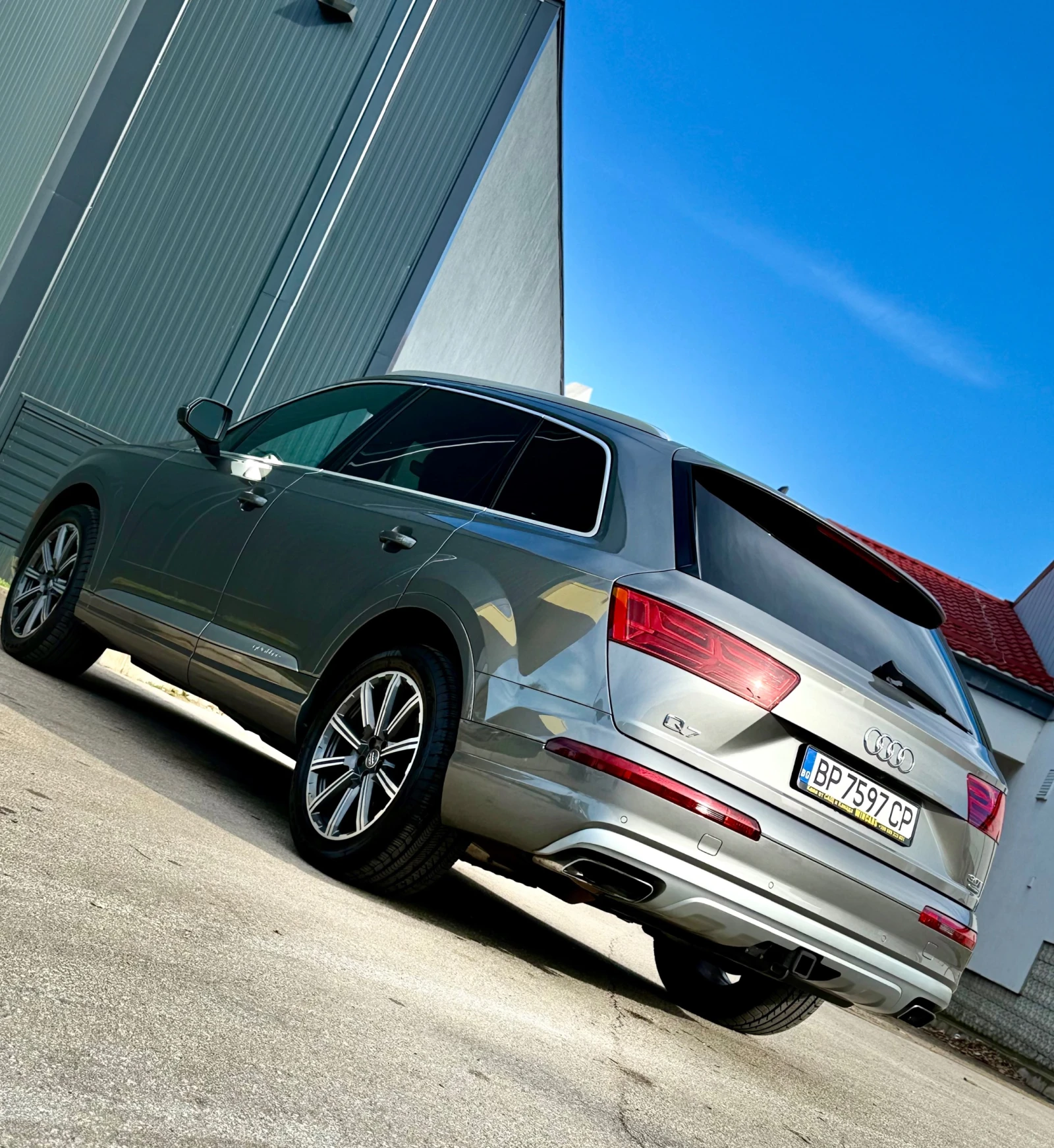 Audi Q7  - изображение 8