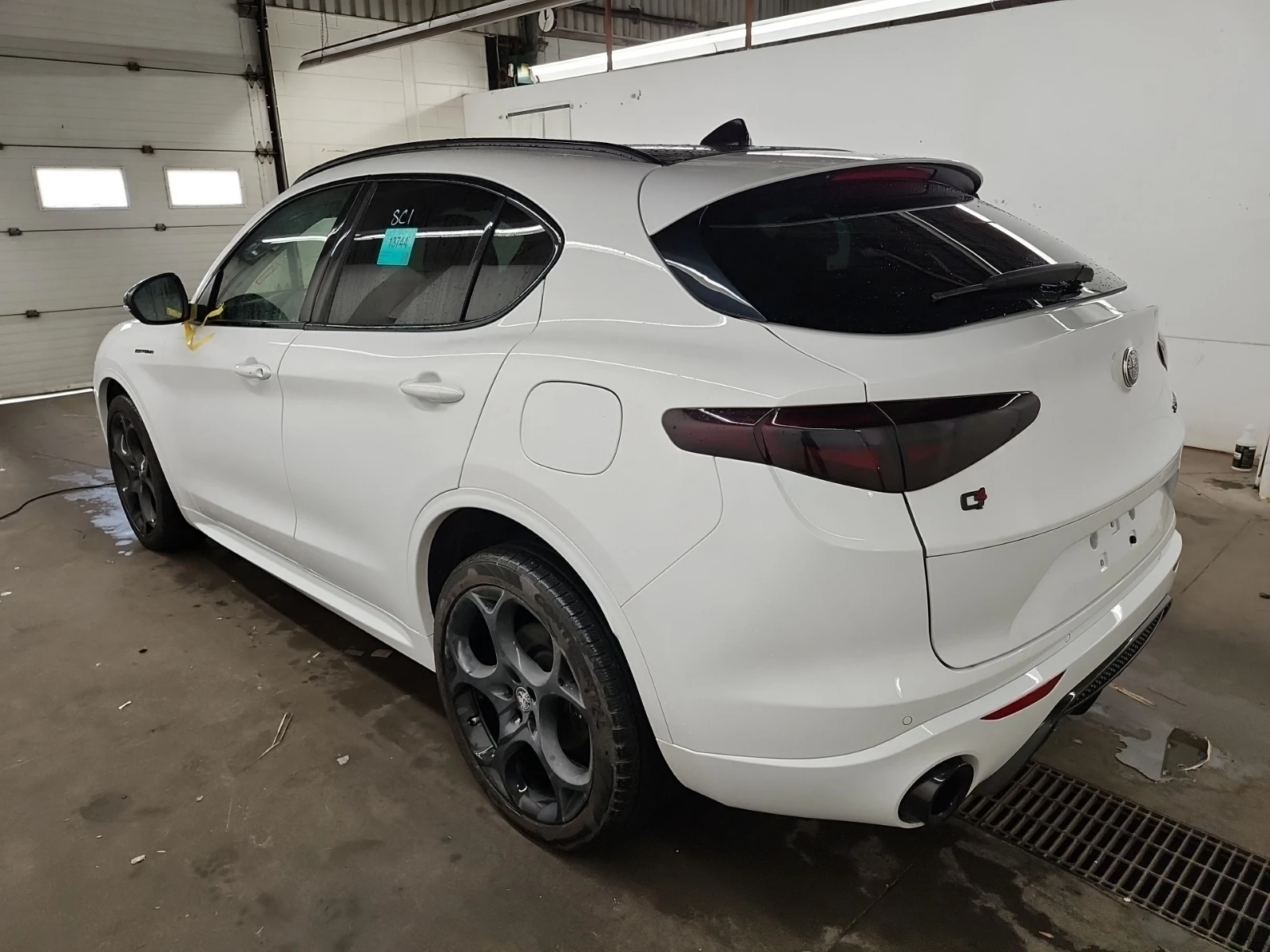 Alfa Romeo Stelvio Estrema - изображение 4