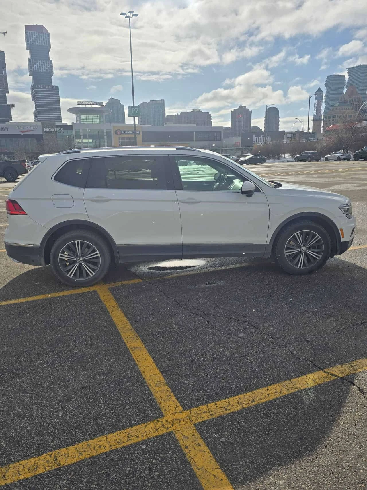 VW Tiguan * Highline * CARFAX * ЦЕНА ДО БГ - изображение 3