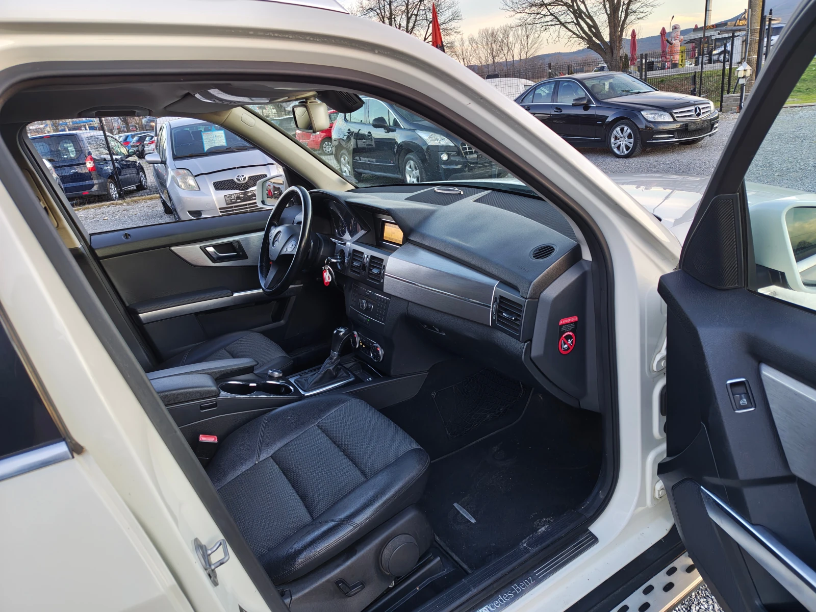 Mercedes-Benz GLK 2.2 D 4 МATIC, снимка 13 - Автомобили и джипове - 53728959