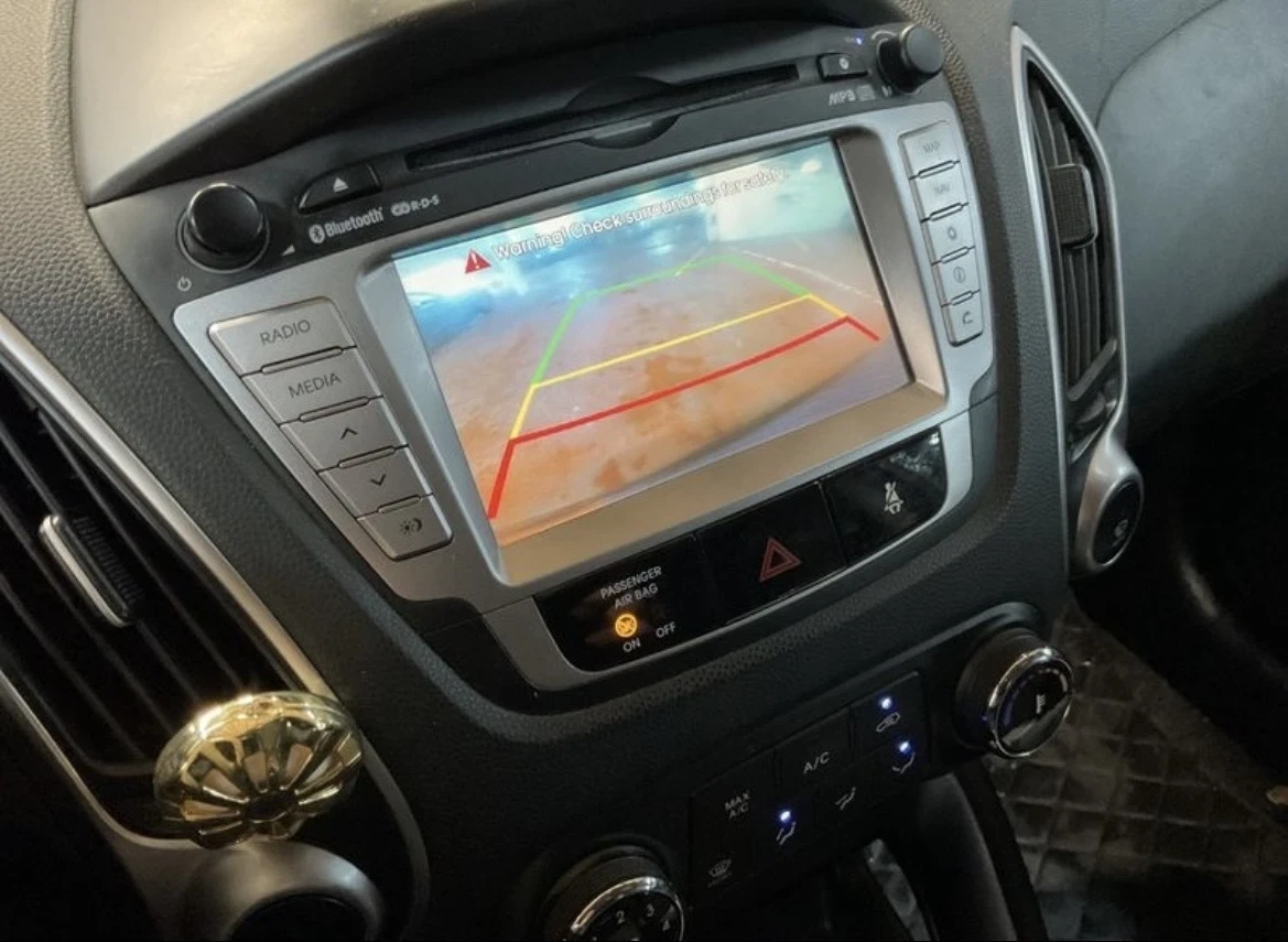 Hyundai IX35 2.0, снимка 8 - Автомобили и джипове - 53894541