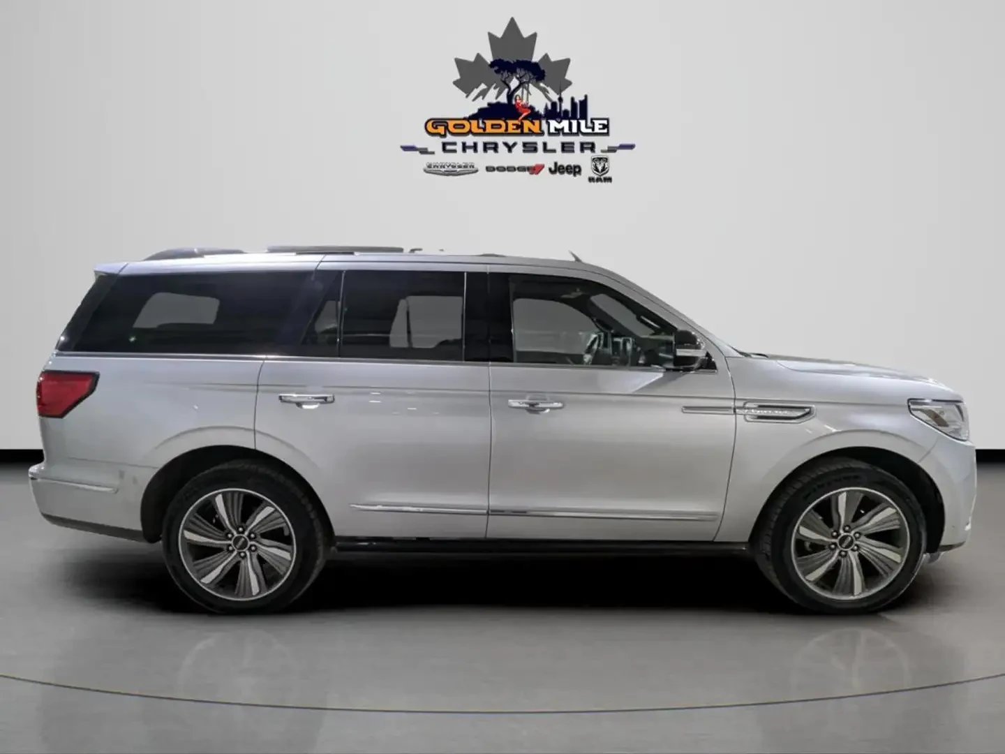 Lincoln Navigator, снимка 3 - Автомобили и джипове - 54882298