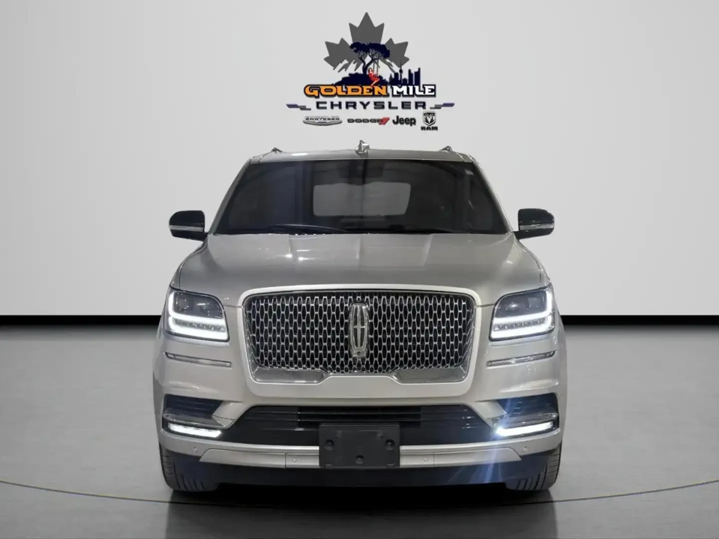 Lincoln Navigator, снимка 2 - Автомобили и джипове - 54882298