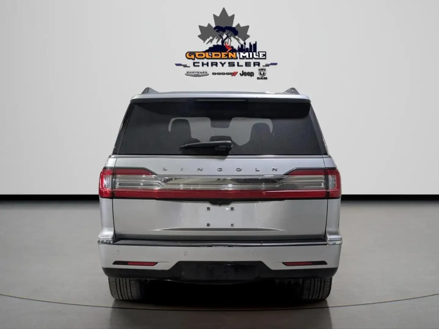 Lincoln Navigator, снимка 4 - Автомобили и джипове - 54882298