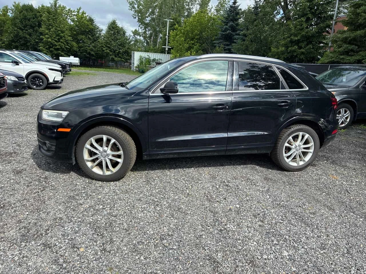 Audi Q3 TECHNIK QUATTRO * S LINE* LED* BOSE* ПАНОРАМА* , снимка 4 - Автомобили и джипове - 54939617