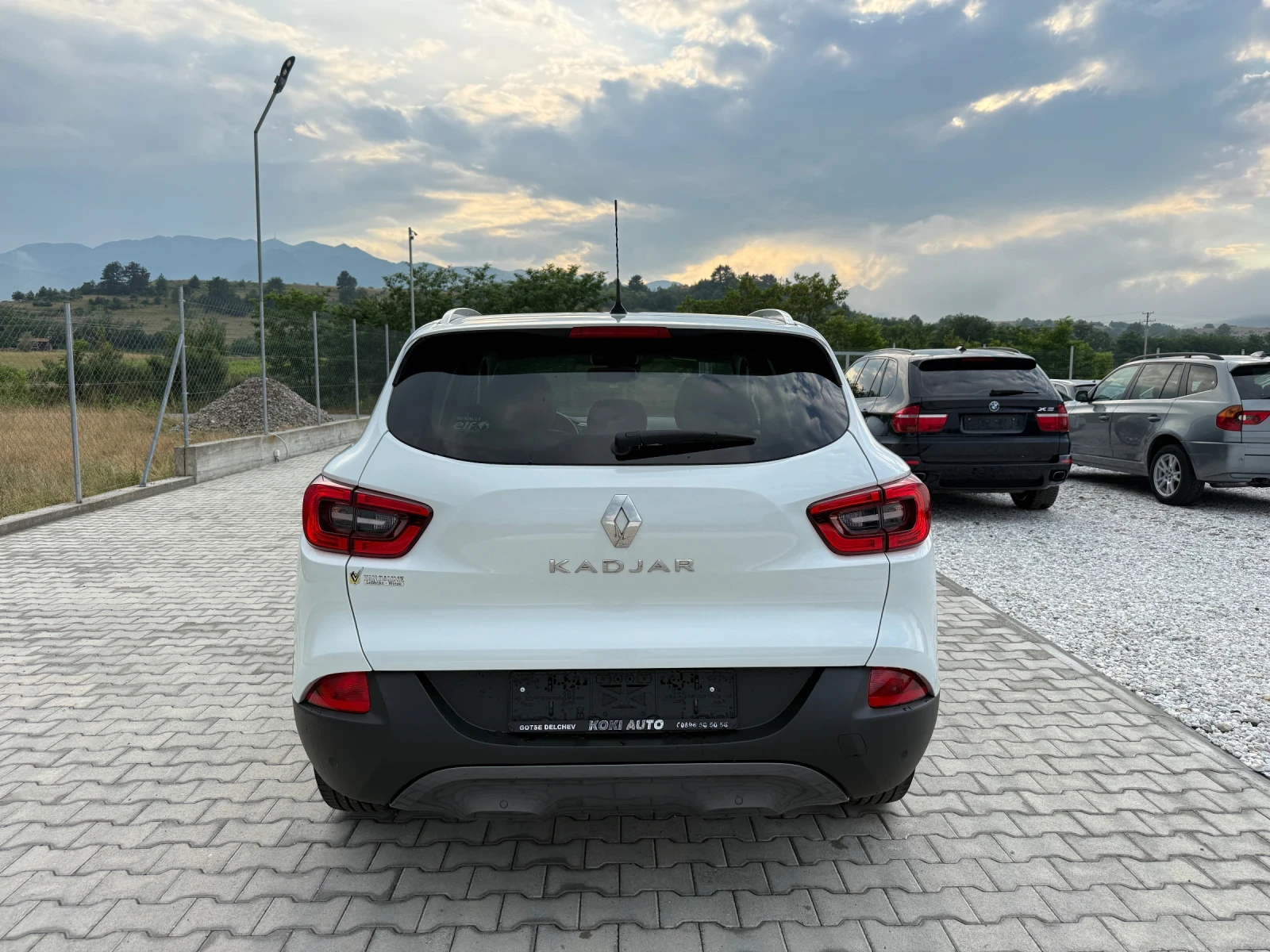 Renault Kadjar 1.6 DCI BOSE PANORAMA NAVI, снимка 5 - Автомобили и джипове - 55016187
