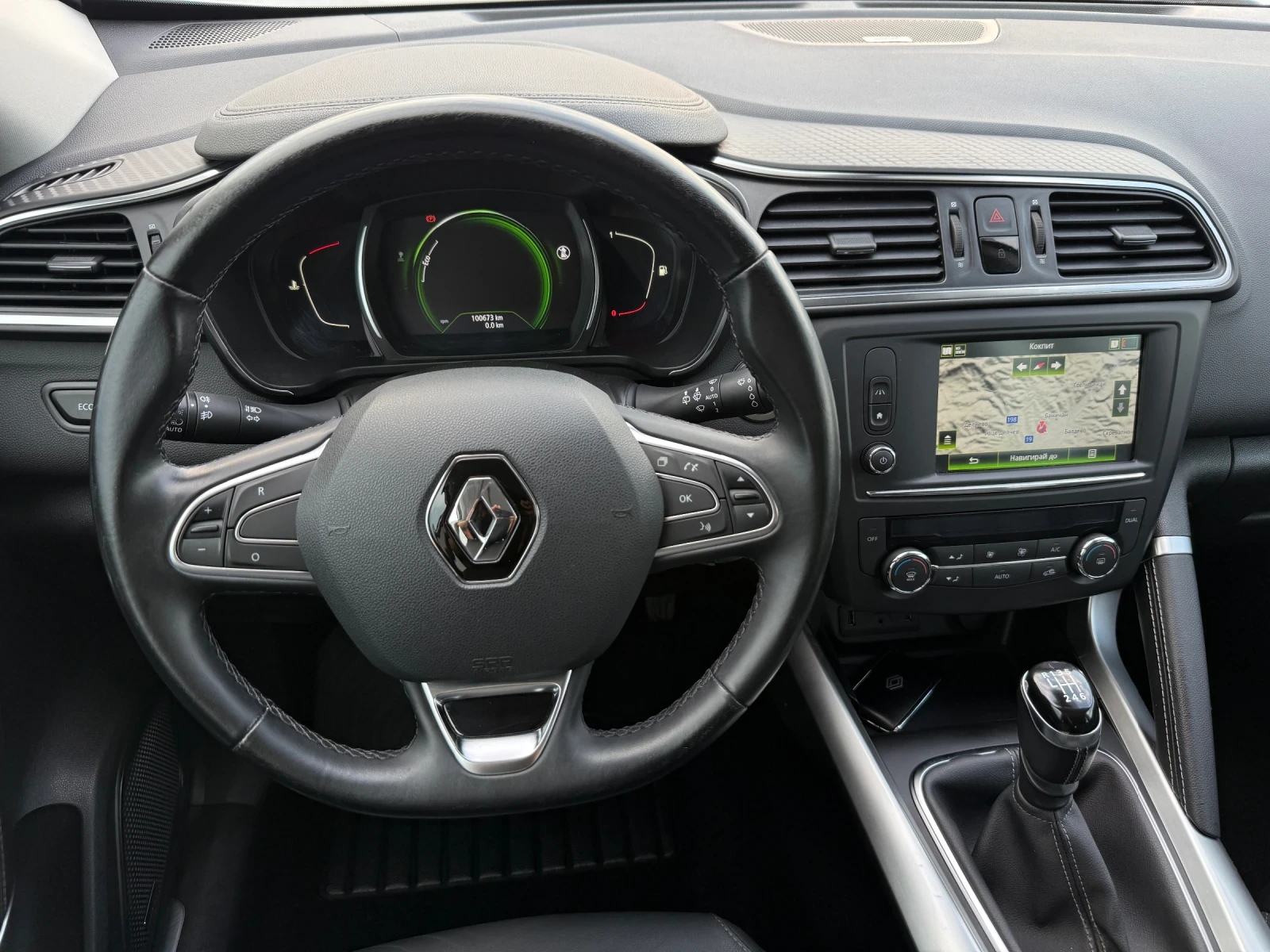 Renault Kadjar 1.6 DCI BOSE PANORAMA NAVI, снимка 16 - Автомобили и джипове - 55016187