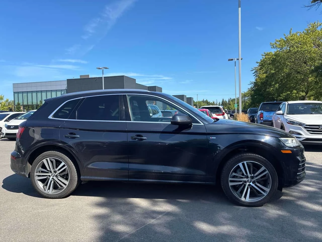 Audi Q5 * Progressiv * CARFAX * ОПЦИЯ ЗА ФИНАНСИРАНЕ , снимка 3 - Автомобили и джипове - 55754132