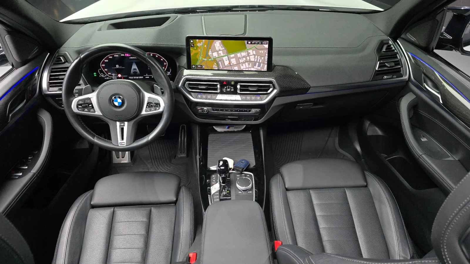 BMW X3 M40i AWD * DIS * ОБДУХ * 360 * HUD, снимка 6 - Автомобили и джипове - 55785718