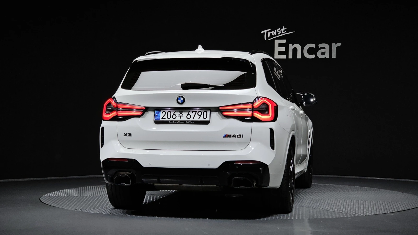 BMW X3 M40i AWD * DIS * ОБДУХ * 360 * HUD, снимка 4 - Автомобили и джипове - 55785718
