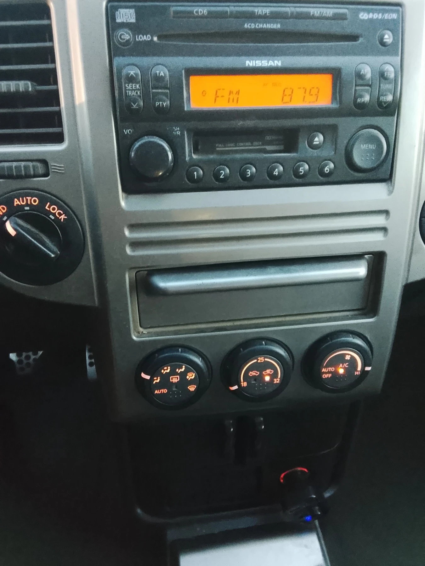Nissan X-trail 2.2/neu feis, снимка 7 - Автомобили и джипове - 55805721