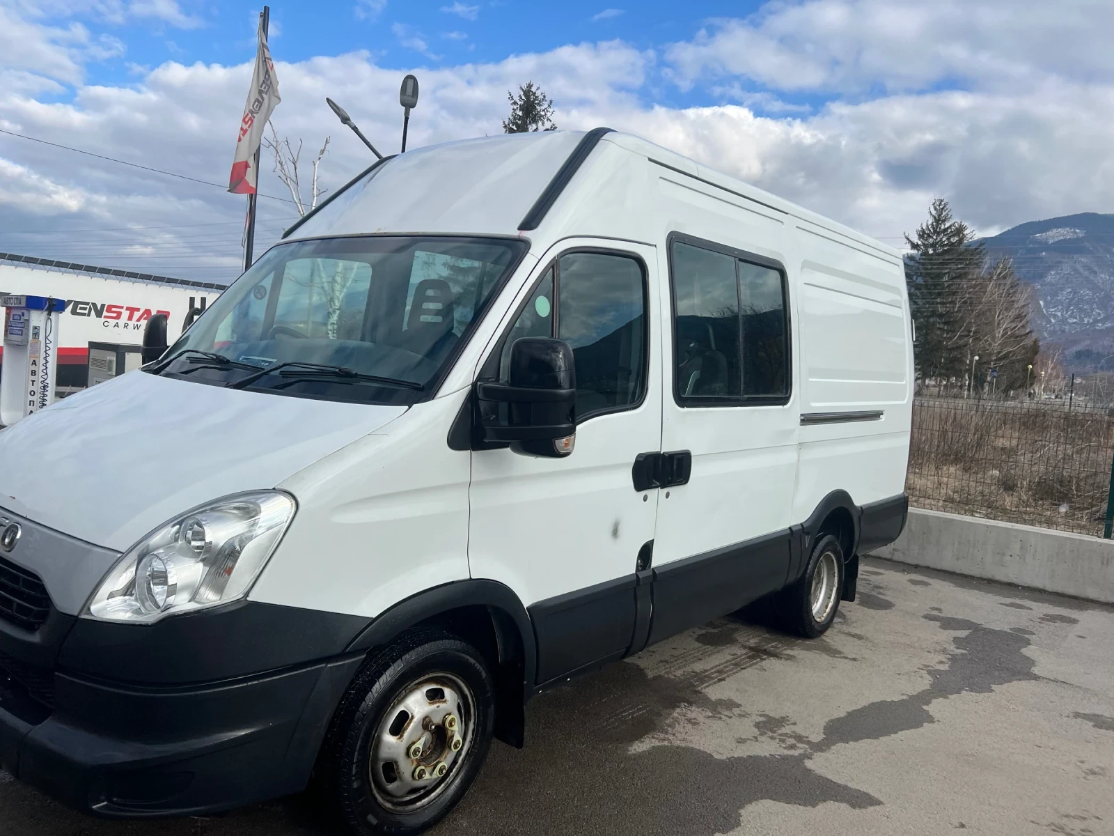 Iveco Daily, снимка 2 - Бусове и автобуси - 56745193