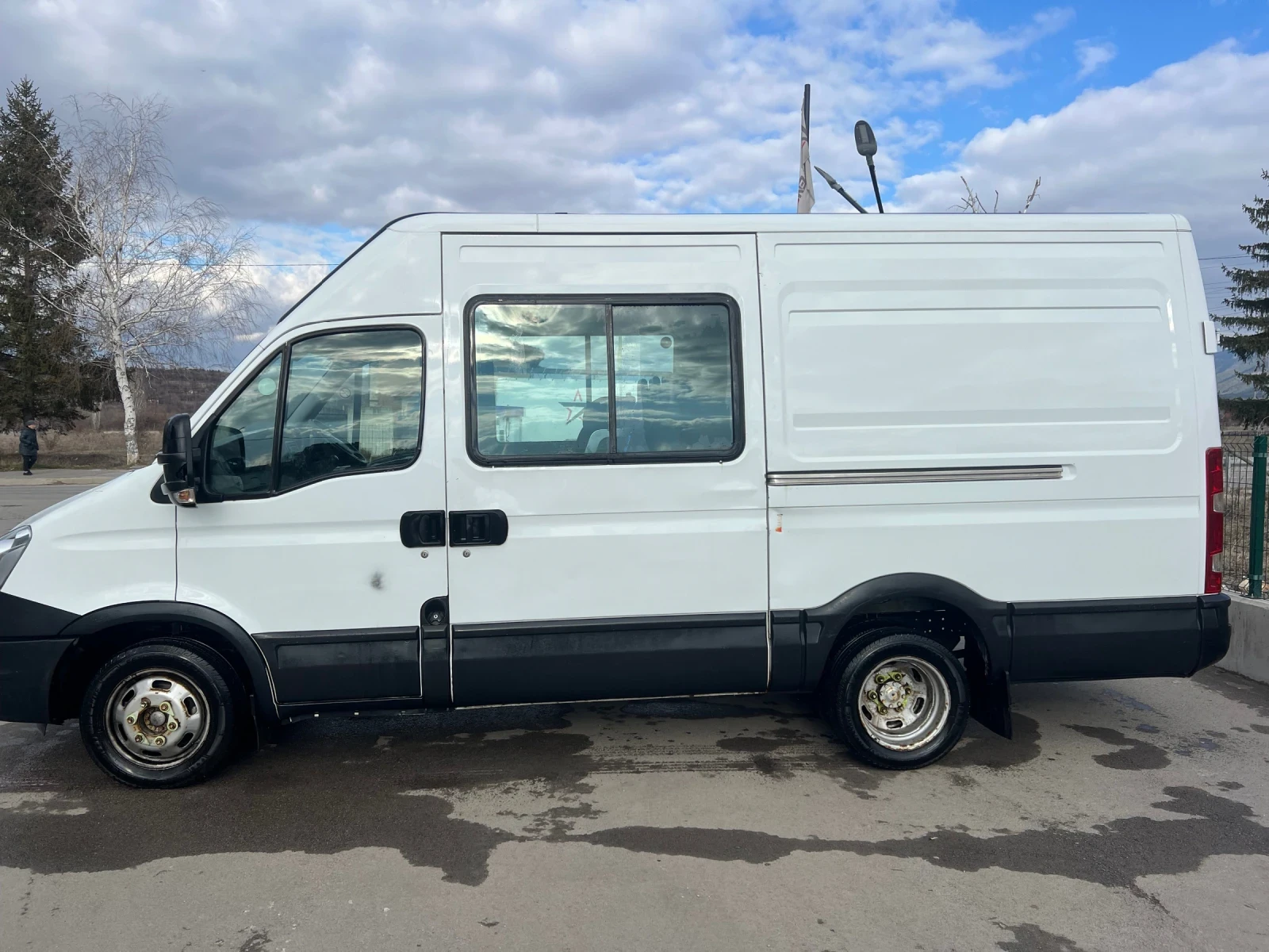 Iveco Daily, снимка 3 - Бусове и автобуси - 56745193