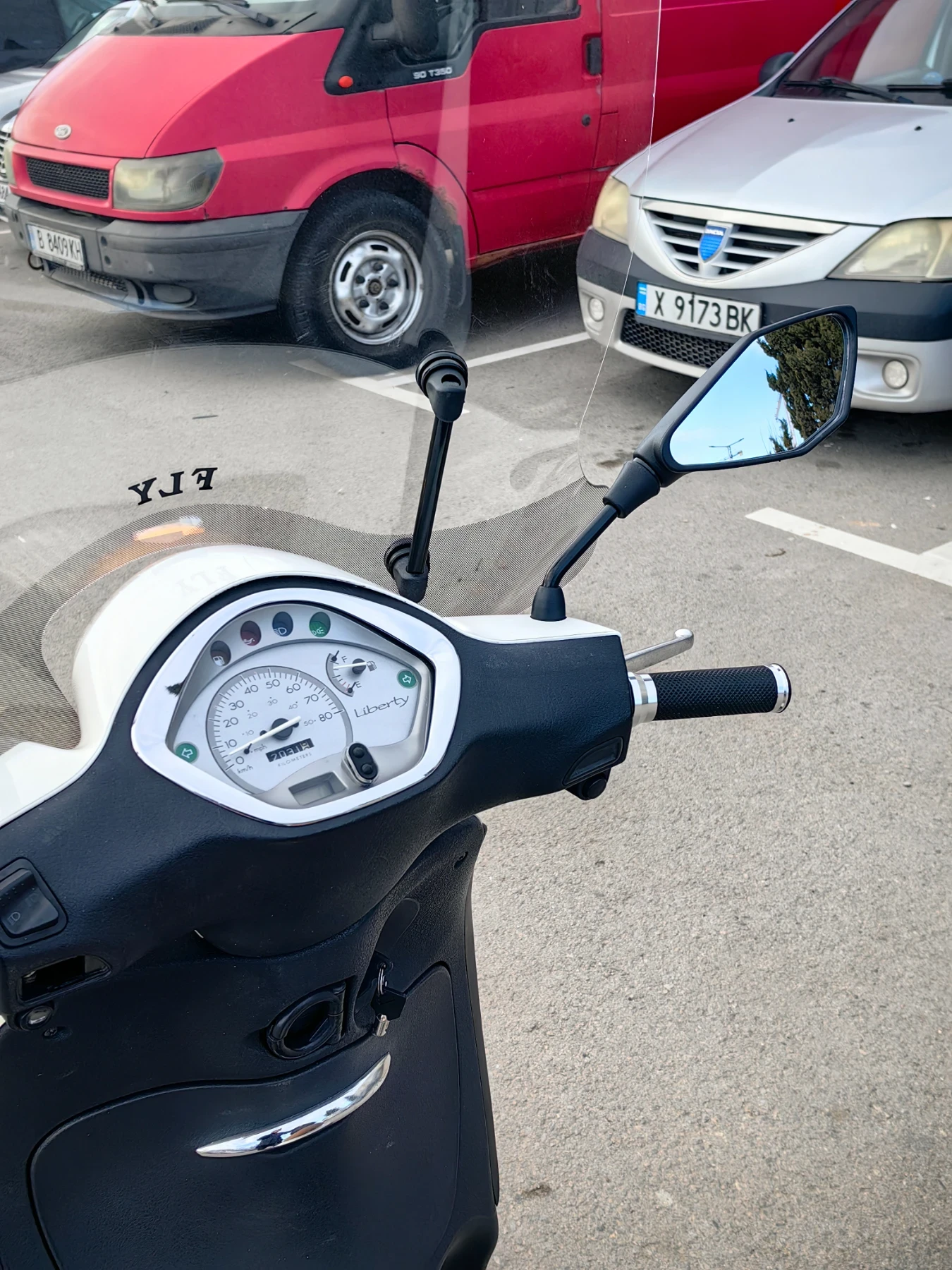 Piaggio Liberty 50 | Mobile.bg � ����������� 12