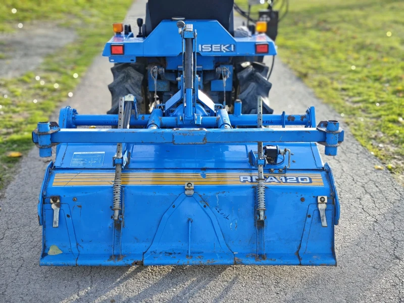 Трактор ISEKI 137, снимка 5 - Селскостопанска техника - 52463456