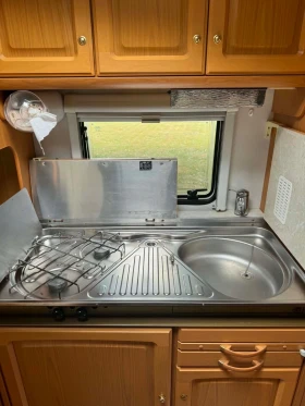 Каравана Knaus Azur 610 TI, снимка 8