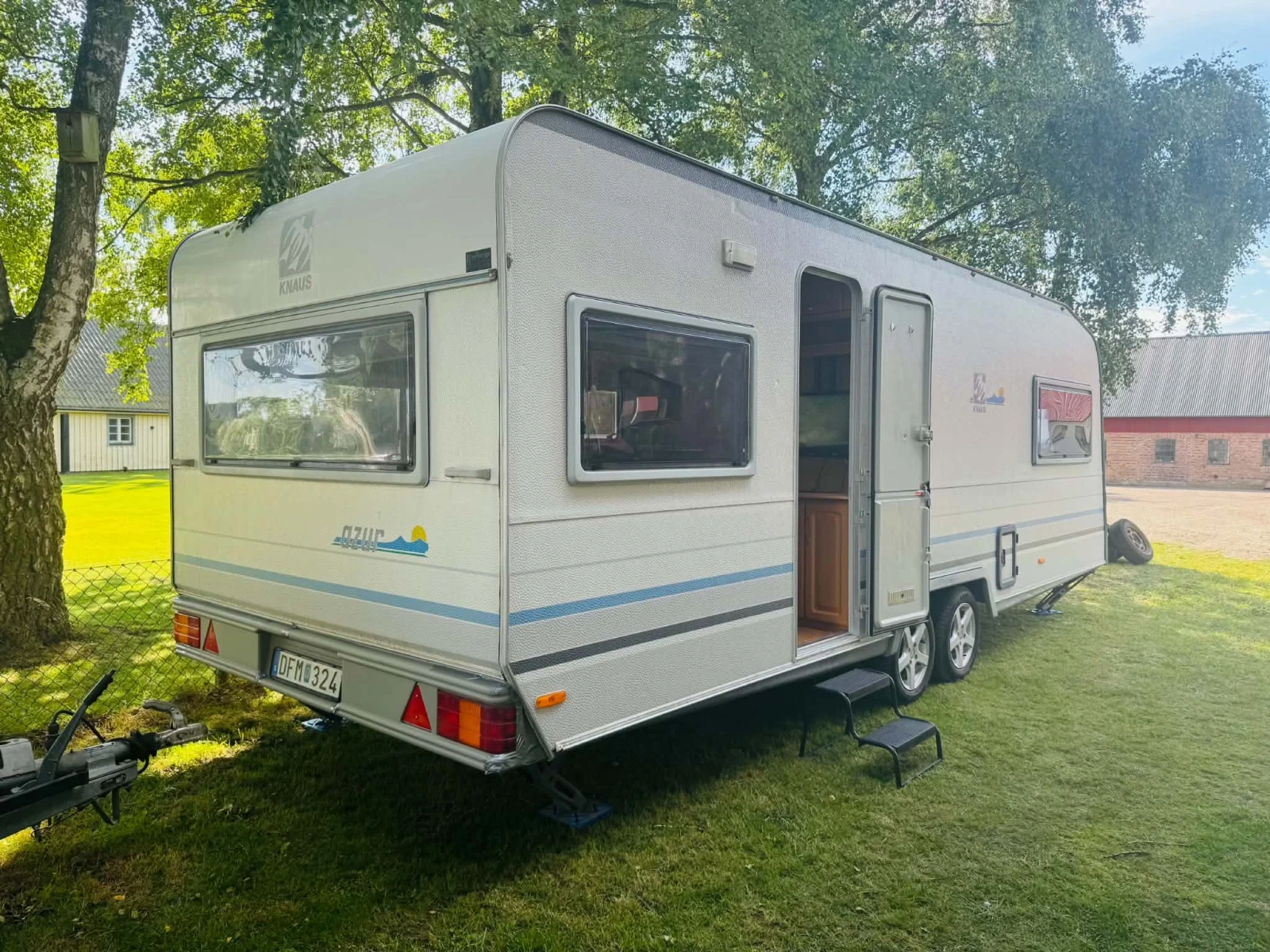 Каравана Knaus Azur 610 TI