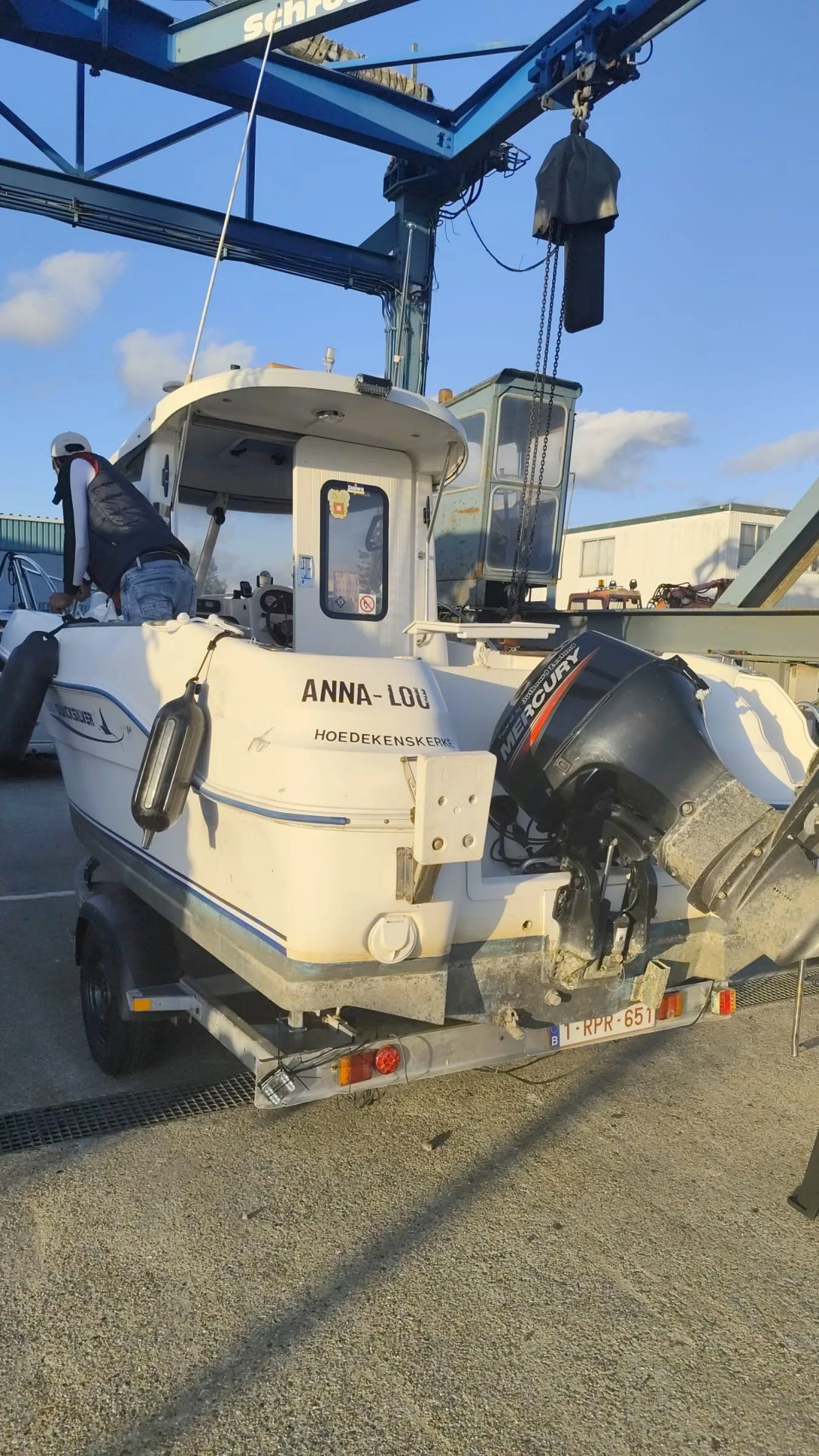 Моторна яхта Quicksilver Pilothouse 580, снимка 5 - Воден транспорт - 54969322