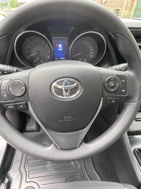 Обява за продажба на Toyota Auris ~24 950 лв. - изображение 9