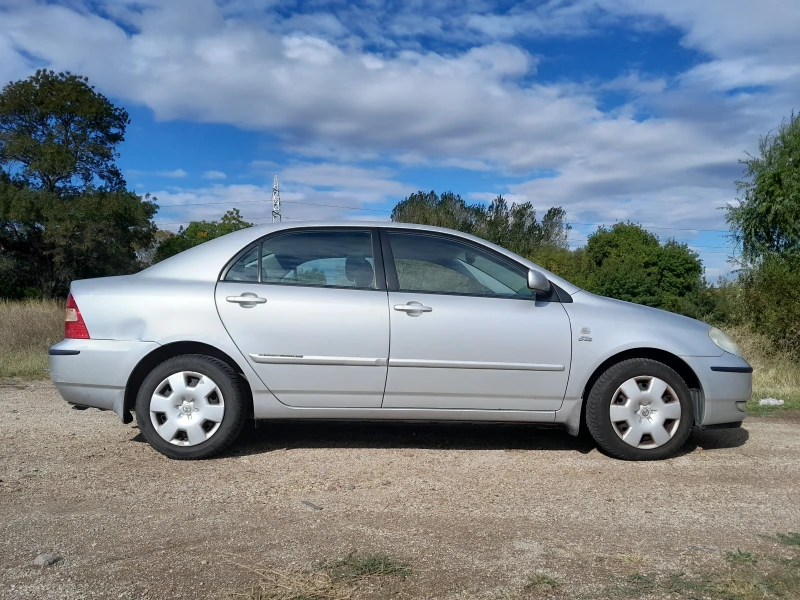 Toyota Corolla 2.0D-4D, снимка 3 - Автомобили и джипове - 47406243