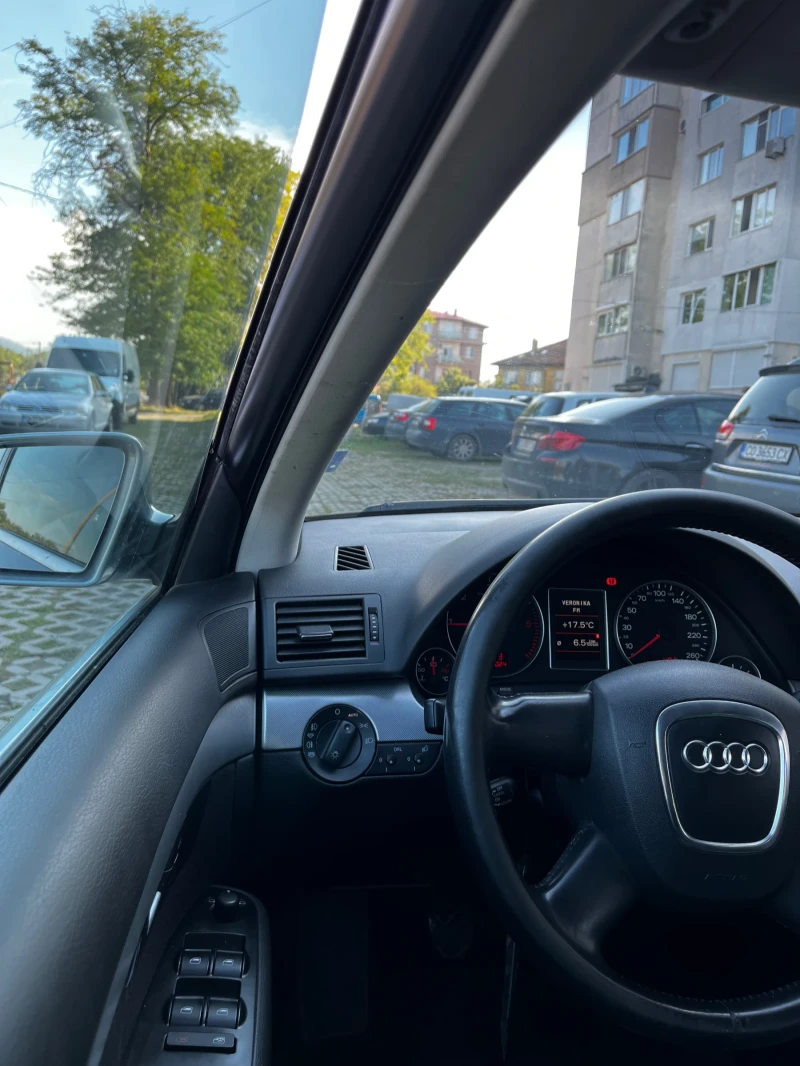 Audi A4, снимка 9 - Автомобили и джипове - 47437241