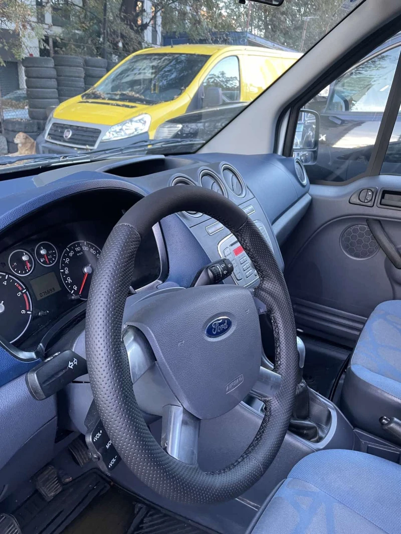 Ford Connect 1.8TDCi, снимка 10 - Автомобили и джипове - 47610556