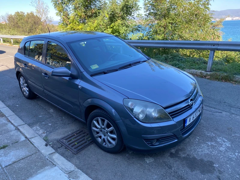 Opel Astra H, снимка 3 - Автомобили и джипове - 47634209