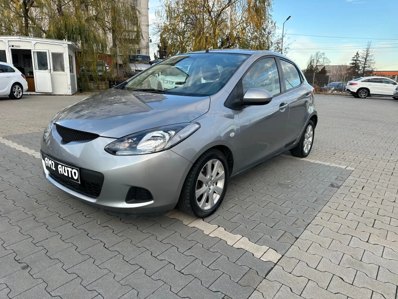 Mazda 2 1.3, снимка 8 - Автомобили и джипове - 48303584