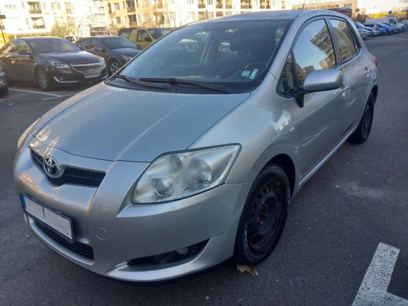 Toyota Auris 1.6i, снимка 2 - Автомобили и джипове - 48450580