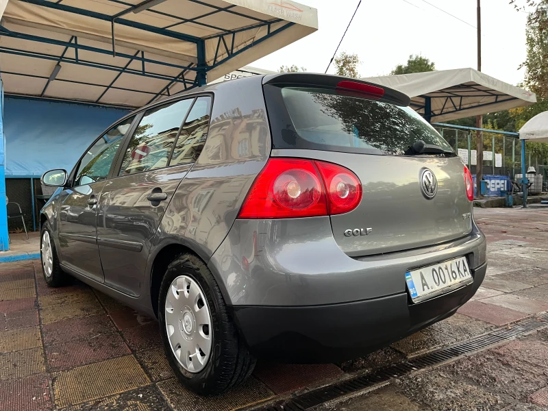 VW Golf, снимка 4 - Автомобили и джипове - 49406587