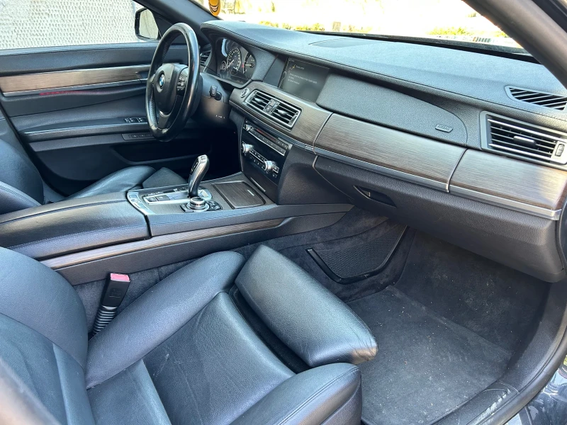 BMW 730 d F01 245кс, снимка 12 - Автомобили и джипове - 51170660